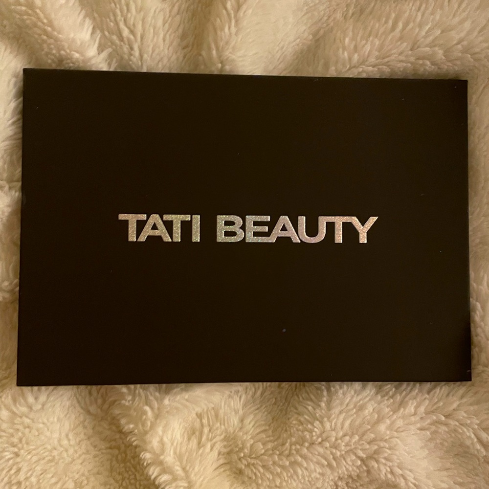 Tati Beauty Enchanted Textures Eyeshadow Palette